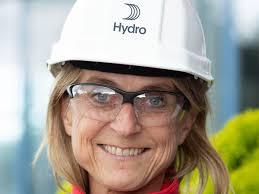 Den største enheten på karmøy er anlegget for produksjon av. Ny Fabrikksjef Pa Hydro Karmoy Metal Supply No