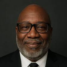 RUMOR: The #Raiders are considered the "front runners" for #Bengals  superstar pass rusher Trey Hendrickson, an NFL executive told Hondo  Carpenter "In a conversation with an NFL executive