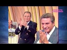 Gilbert Becaud Je T Appartiens Youtube Chansons Youtube