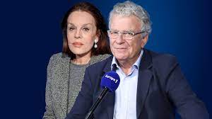 Together, the children tried to stand up. Olivier Duhamel 04 18 2020 Teller Report
