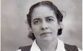 Elena Cuellar's Instagram, Twitter & Facebook