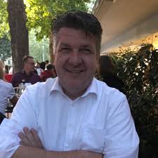 Deutsche bank in fulda geschlossen? Dirk Schmitt Mitglied Der Geschaftsleitung Sudwest Deutsche Bank Ag Xing