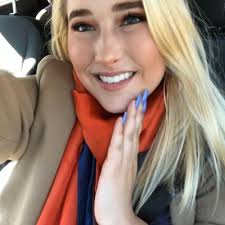 Natalie Fink's Instagram, Twitter & Facebook