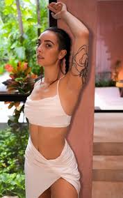 Tabby Noname - Free nude pics, galleries & more at Babepedia