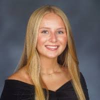 Tori Garner's Instagram, Twitter & Facebook