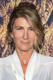Eve Best