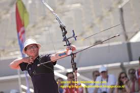 Busur panah untuk anda yang ingin mencoba belajar memanah dan mendalami olahraga archery panahan. Pengertian Berbagai Istilah Peralatan Dan Perlengkapan Dalam Olah Raga Panahan Bagian 3 Q Z Papatembak Archery And Beyond