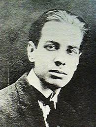 Notes and commentary by martin irvine. Jorge Luis Borges Wikimedia Commons
