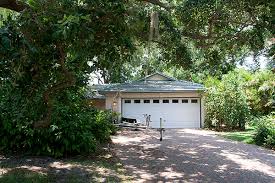 Learn about salaries, benefits, salary satisfaction and where you could earn the most. Tree Service Landscape Maintenance Sarasota Venice Bradent Flickr