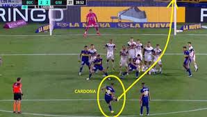 Boca juniors se clasificó a los cuartos de final de la copa conmebol libertadores tras ganar en la vuelta de los octavos en asunción (paraguay) a finalmente, fue edwin cardona el que le puso el punto final a la serie. Edwin Cardona Y Su Golazo De Tiro Libre Para Empate En Boca Juniors Vs Gimnasia Por Copa De La Liga Video Deportes Trome