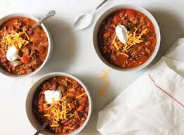 Copycat Wendy S Chili Recipe An Easy Dinner Idea Eat This Not That Recipe In 2020 Chili Recipes Ground Beef Recipes Healthy Wendys Chili Recipe