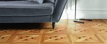 It has two chateaux within its boundaries: 7 Styles De Parquets Pour Votre Salon Saint Maclou