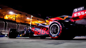 Non poteva fare niente di diverso hamilton, che si è arreso al penultimo giro. Red Bull Decidira Si Checo Perez Sera Su Nuevo Piloto Antes De Navidad El Mexicano Arrancara Desde Lugar 19 En El Gp De Abu Dhabi Infobae