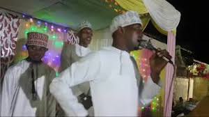 Qaswida qadiriampy / qadiria khutba ya ndoa offici. Qaswida Mpya 2020 Aqaz Fakky M Barouk Dunia Matembezi Youtube