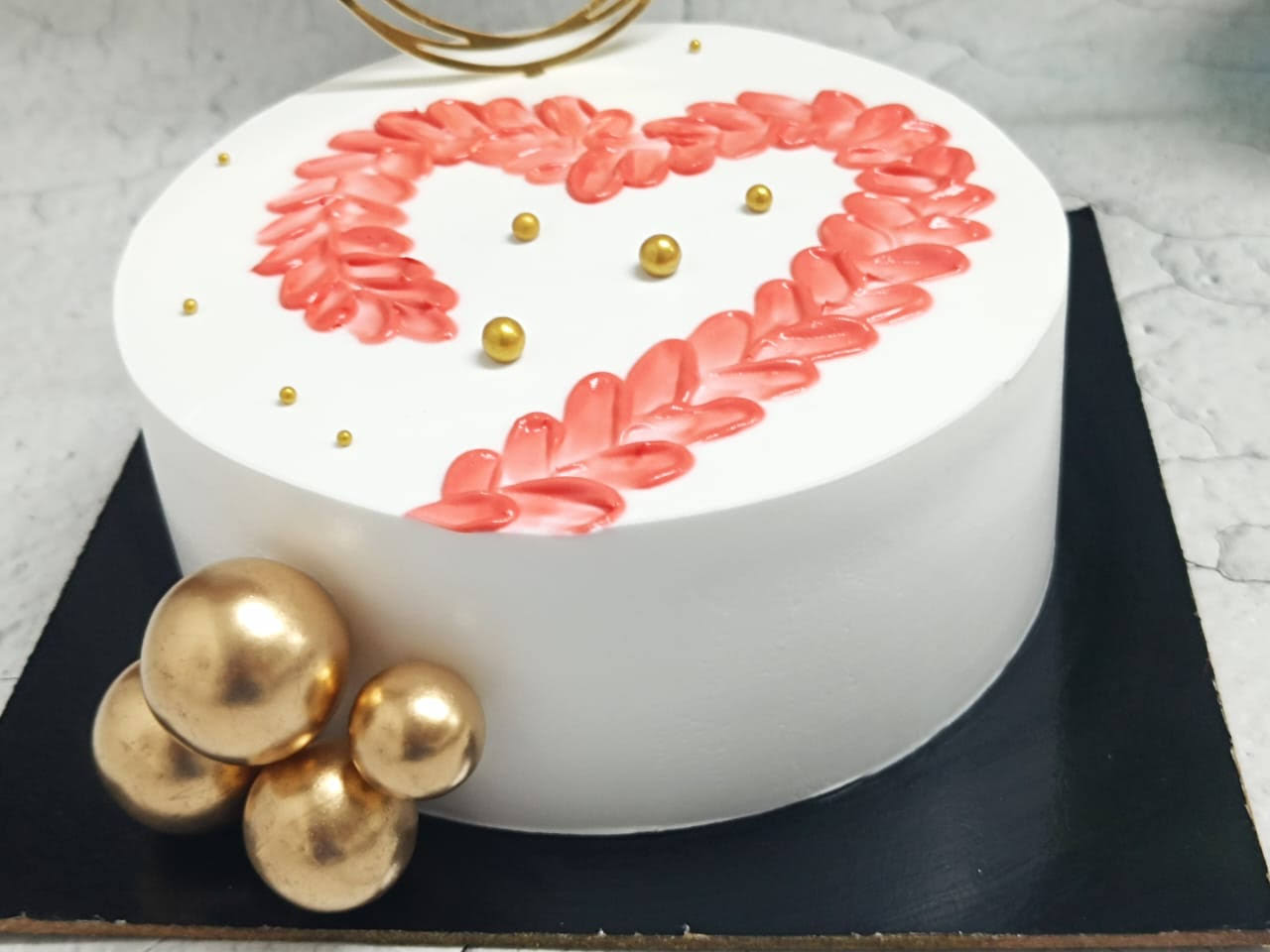 Rasberry Chocolate Mousse Cake product image