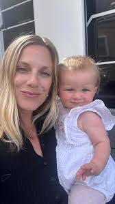 During a season of rest and healing, you oftentimes find the still,  beautiful, yet simple, moments that you want to forever record in your  mind. Time freeze., It’s in the hard, you dig a little deeper ...