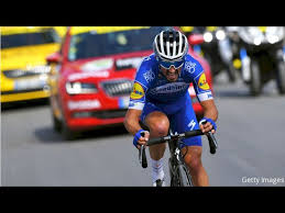 The frenchman timed his final effort to the line perfectly, coming off. Alaphilippe Storms Into The Yellow Jersey Youtube