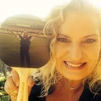 Kim Gilbert's Instagram, Twitter & Facebook