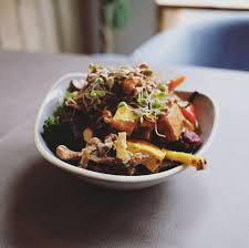 The Best Vegetarian And Vegan Restaurants In Oslo Vegan Restaurants Vegetarian Vegan Cafe