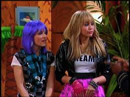 I've never seen the wizards of waverly place, which is the show this movie opens on. Wizards On Deck With Hannah Montana Video 2009 Imdb