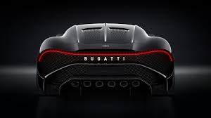 Noul bugatti este un tribut adus modelului 57 atlantic din anul 1936, are un motor w 16 ce dezvoltă 1.500 de cai putere şi poate atinge o viteză de. Cristiano Ronaldo Nu Se Mai Satura E Singurul Om Din Lume Care Are O Astfel De Masina Costa 11 Milioane Euro Foto Sport Ro