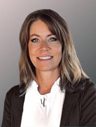 Wanda Luttrell's Instagram, Twitter & Facebook