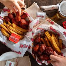 St Louis Bar Grill Can You Tell The Difference Between Our Spicy Plant Based Wings Our Original Wings St Louis On Leslie Www Stlouiswings Com 905 953 4204 Facebook
