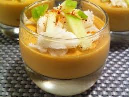 Panna Cotta A La Bisque De Homard Emiettee De Crabe Et Allumettes De Pomme Verte Facile Et Rapide Bisque De Homard Recettes De Cuisine Recette Entree Froide