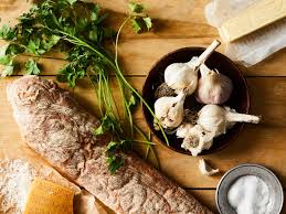 For an indoor space, use an oscillating fan to ensure periodically check stored garlic to ensure it has not sprouted. How To Store Peel Cook With Garlic