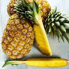 12 Foods With More Vitamin C Than Oranges Foods To Reduce Bloating Food Juicing Recipes