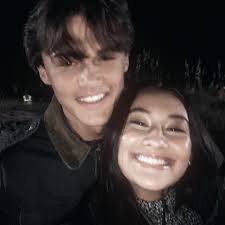 Stream SWEET DREAMS by skeezins