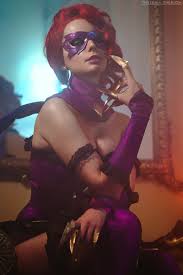 This video is part skin preview of masquerade evelynn. Th Th On Twitter Sabes Que Me Deseas My Evelynn Masquerade Cosplay From League Of Legends Costume Made By Me Pics Taken By Paula And Edited By Me I Hope You Enjoy Them