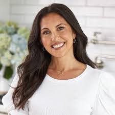 Tracy Pickering's Instagram, Twitter & Facebook