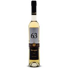 Con mucha alegría anunciamos nuestra primera. Burgas 63 Branntwein 12 Jahre 500 Ml