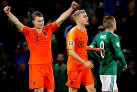 Maar ook de standen en opstellingen van het afgelopen wk in rusland, bekijk ze nog eens op uw gemak. Stortvloed Aan Wedstrijden Voor Oranje Toppers De Ligt Kan Aan Ek Starten Met 82 Duels In De Benen Euro 2020 Ad Nl