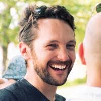 Robert Heiney's Instagram, Twitter & Facebook