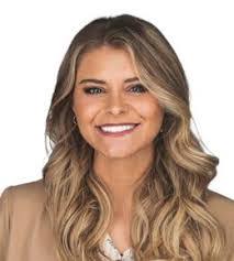 Julie Ellingson's Instagram, Twitter & Facebook