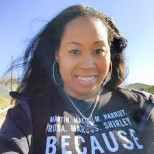 𝒞𝓇𝑒𝒶𝓉𝒾𝓋𝑒 𝒱𝒾𝓈𝒾𝑜𝓃 𝒞𝑜𝓃𝓈𝓊𝓁𝓉𝒾𝓃𝑔