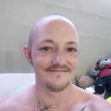 Daric Lee's Instagram, Twitter & Facebook