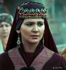 Oyunculuk eğitimi almış ve kariyerine son yaz balkanlar dizisi ile adım atmıştır. 47 Aslihan Hatun Gulsim Ali Ideas Turkish Beauty Turkish Actors Esra Bilgic