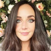 700+ perfiles de «Julia Rose»