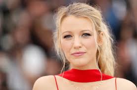 Maybe you would like to learn more about one of these? Blake Lively Deleted Her Instagram Photos And Unfollowed Ryan Reynolds Teen Vogue