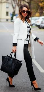 Look Sharp With These Work Outfits For Winter Even When The Weather Isn T Helping At All For More Head To Sna Business Women Fashion Fashion Business Fashion