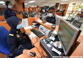 In order to correctly make passport photo, the picture size should be smaller than 10mb, and the dimensions should be smaller than 4000 x 3000 pixels. Jpj Puspakom Apad Counter Services Reopen July 1 Paultan Org