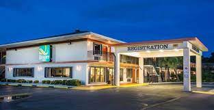 This price is based on the lowest nightly price found in the last 24 hours for stays in the next 30 days. Evening Night Hotel View Picture Of Quality Inn Florida City Florida Keys Area Tripadvisor