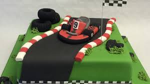 Mario kart themed birthday cake cakecentral 12 Creative Go Kart Birthday Cake Ideas Gokartguide