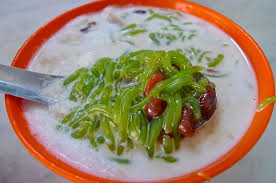 Traditional wooden furniture and plastic chairs suggest that joo hooi doesn't plan on modernising any time soon. My Very First Blog Penang Laksa And Cendol Joo Hooi Cafe