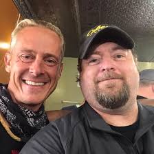 🎉 I recently helped Adette Arc, Manoi Ponte Alipato and 2 others earn the  Conversation Starter badge! It's exciting support them and be a part of  their community. Check out their content