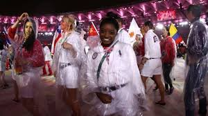 Experience the closing ceremony from 2016 olympics in rio through the best photos from the global event sunday night. Simone Biles Selfie Clamour Delays Rio Closing Event Bbc News