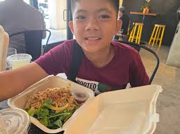 Pho Noodle Bar reopens in Kihei